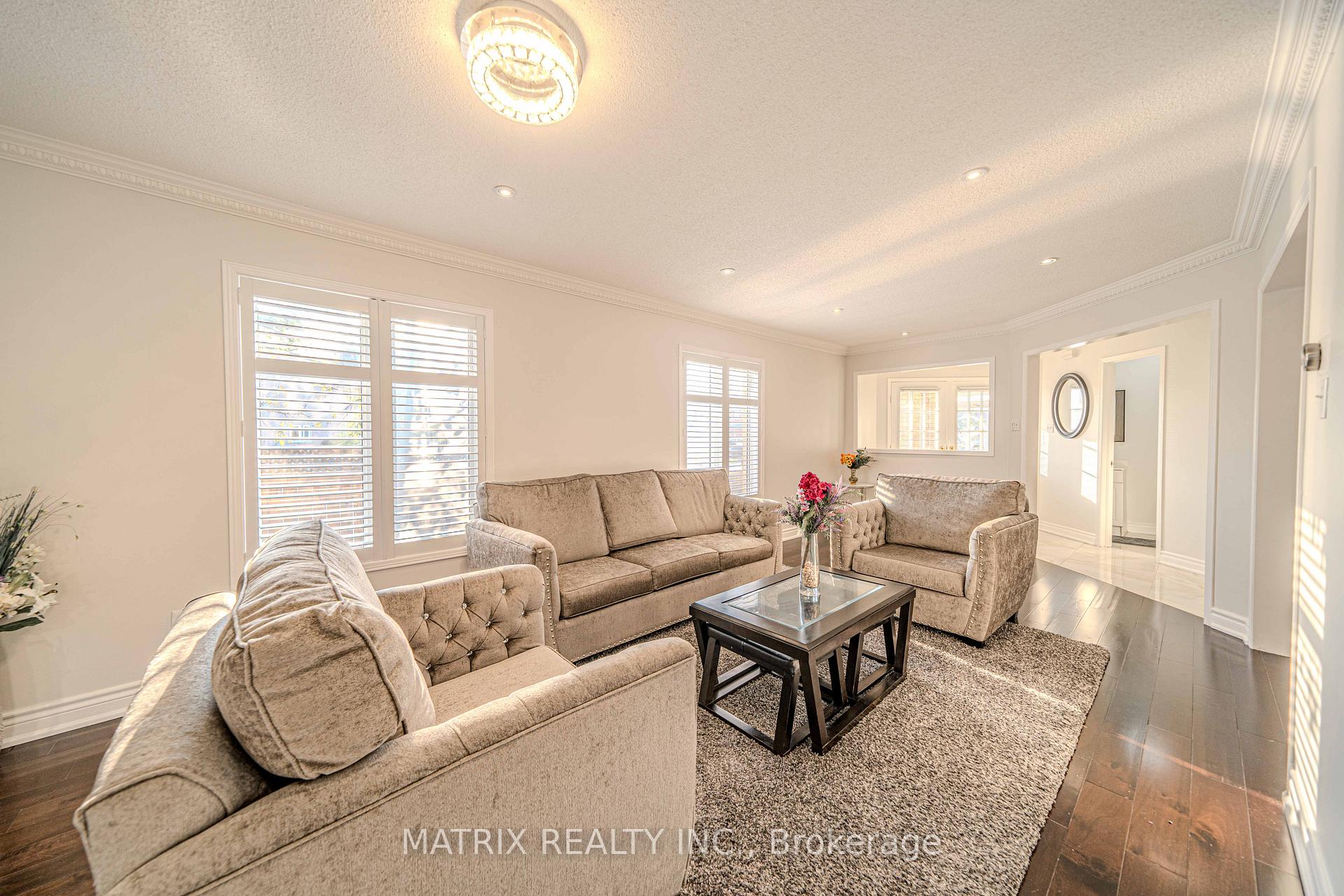Photo 22 of 1 Apollo Road, Markham, Middlefield — HOMEH