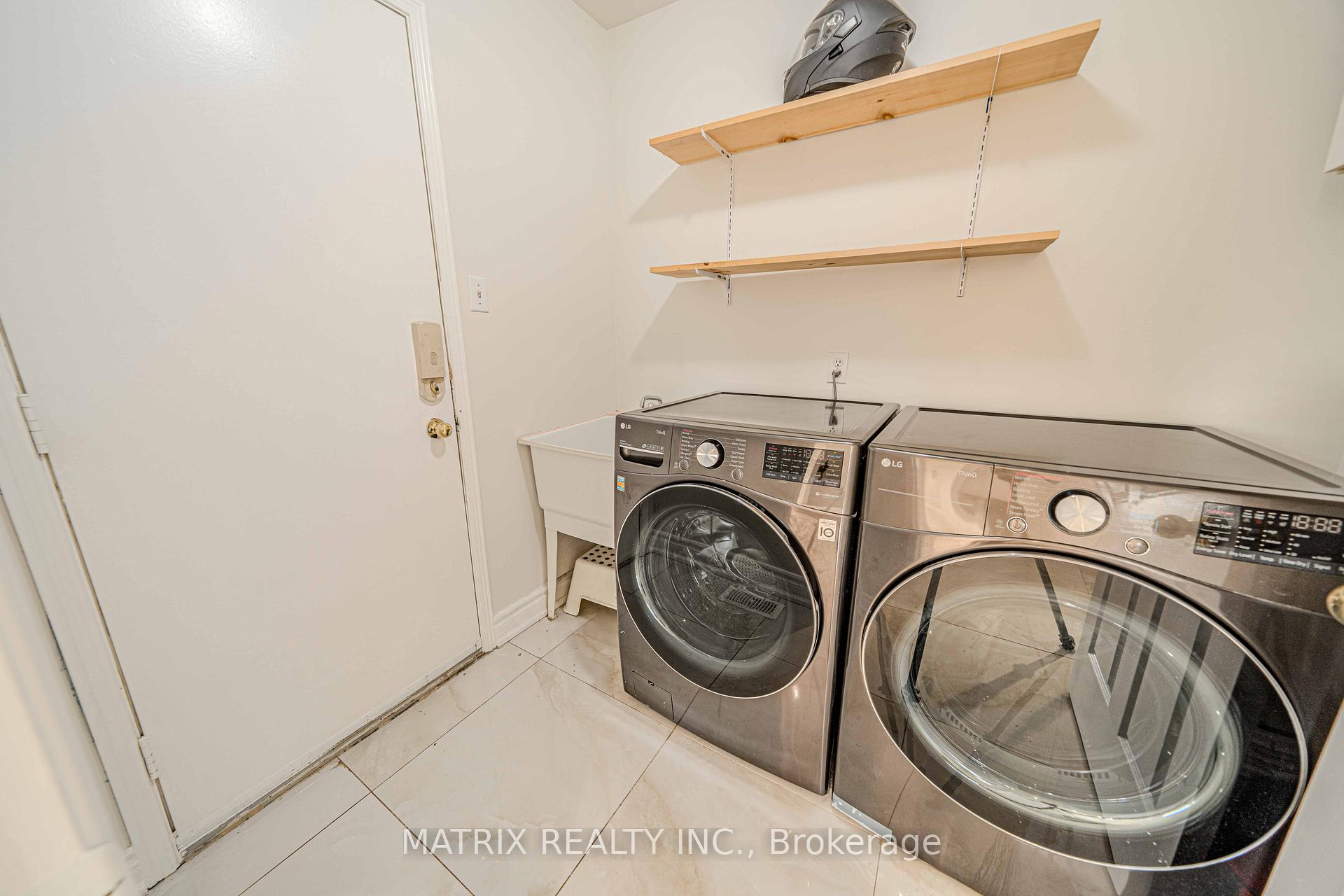 Photo 15 of 1 Apollo Road, Markham, Middlefield — HOMEH