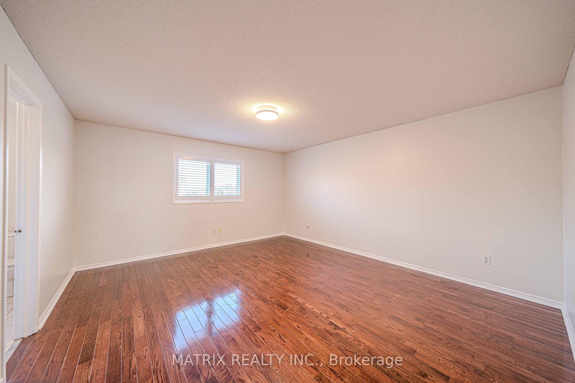 Photo 20 of 1 Apollo Road, Markham, Middlefield — HOMEH