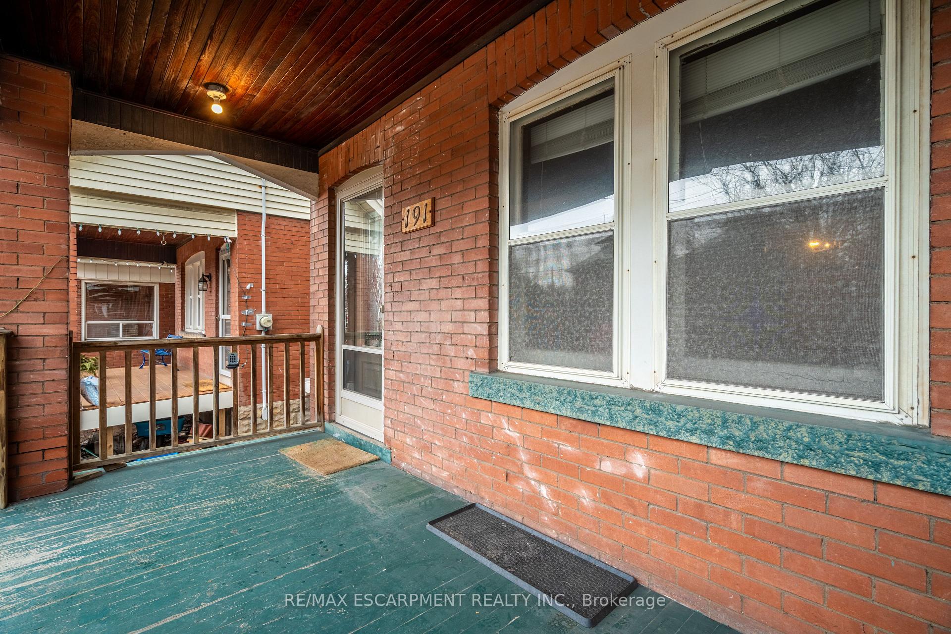 Photo 8 of 191 Rothsay Avenue, Hamilton, Delta — HOMEH