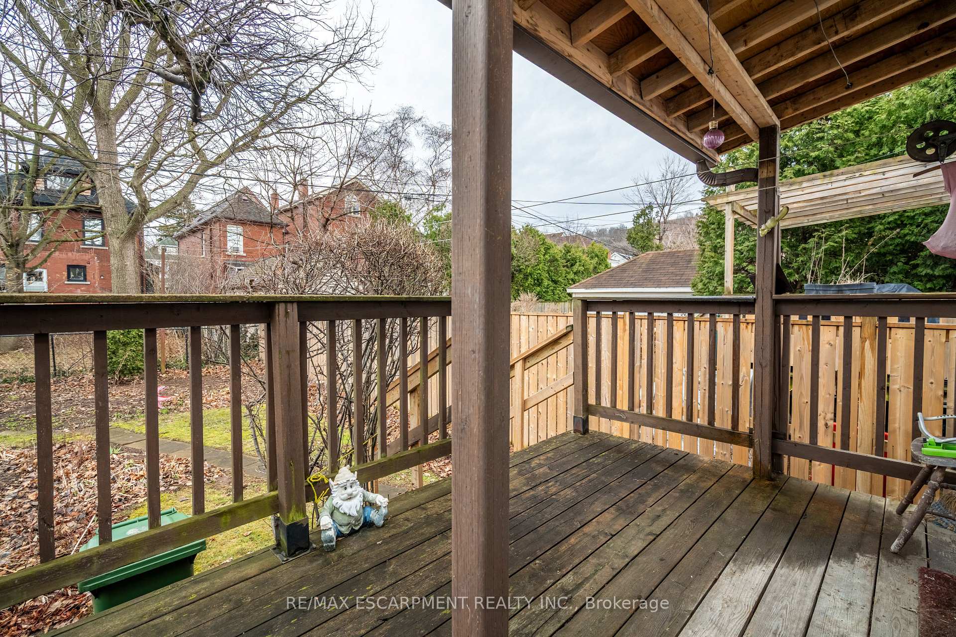 Photo 36 of 191 Rothsay Avenue, Hamilton, Delta — HOMEH