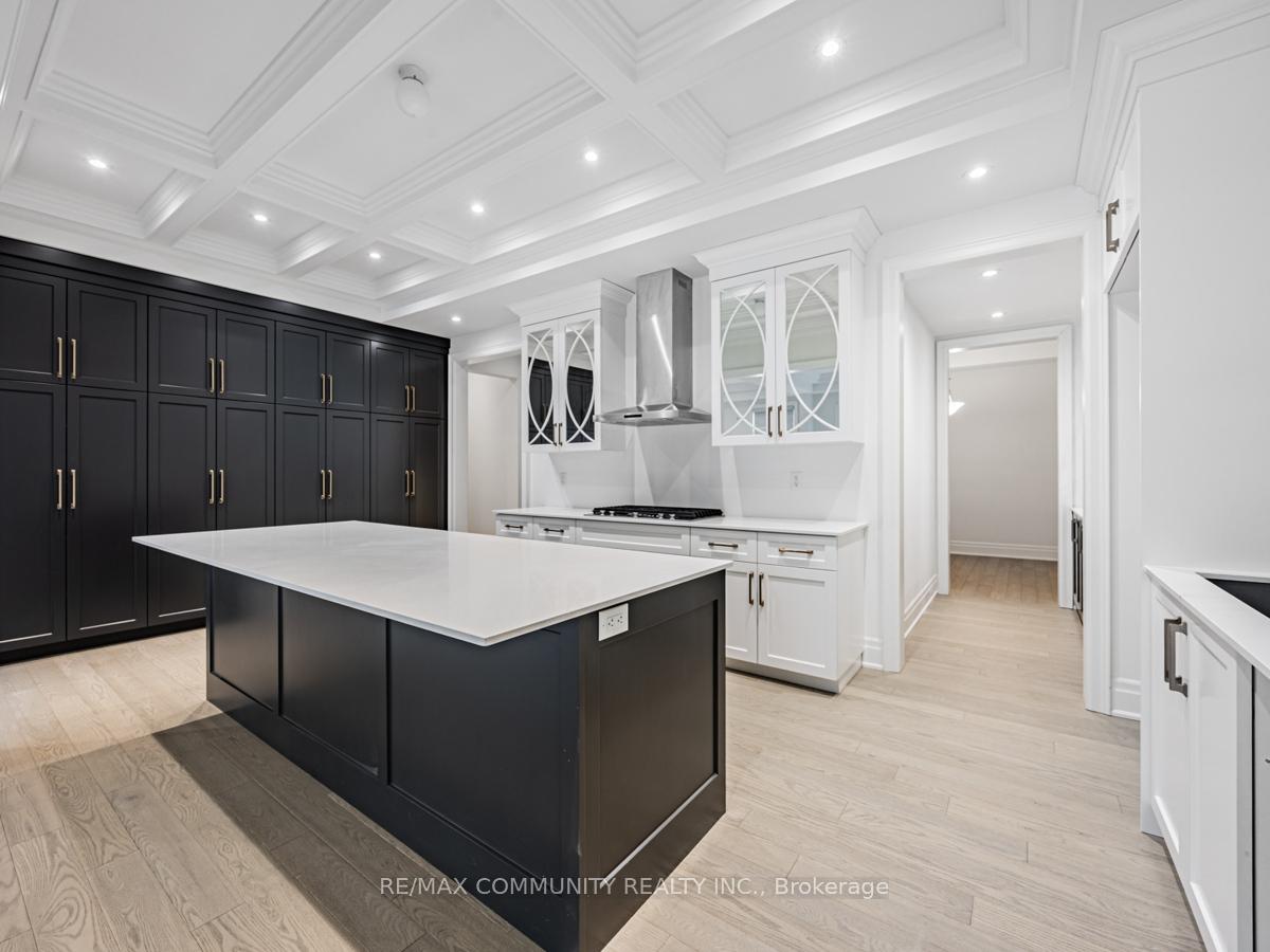 Photo 18 of 24 Arbordale Drive, Vaughan, Vellore Village — HOMEH