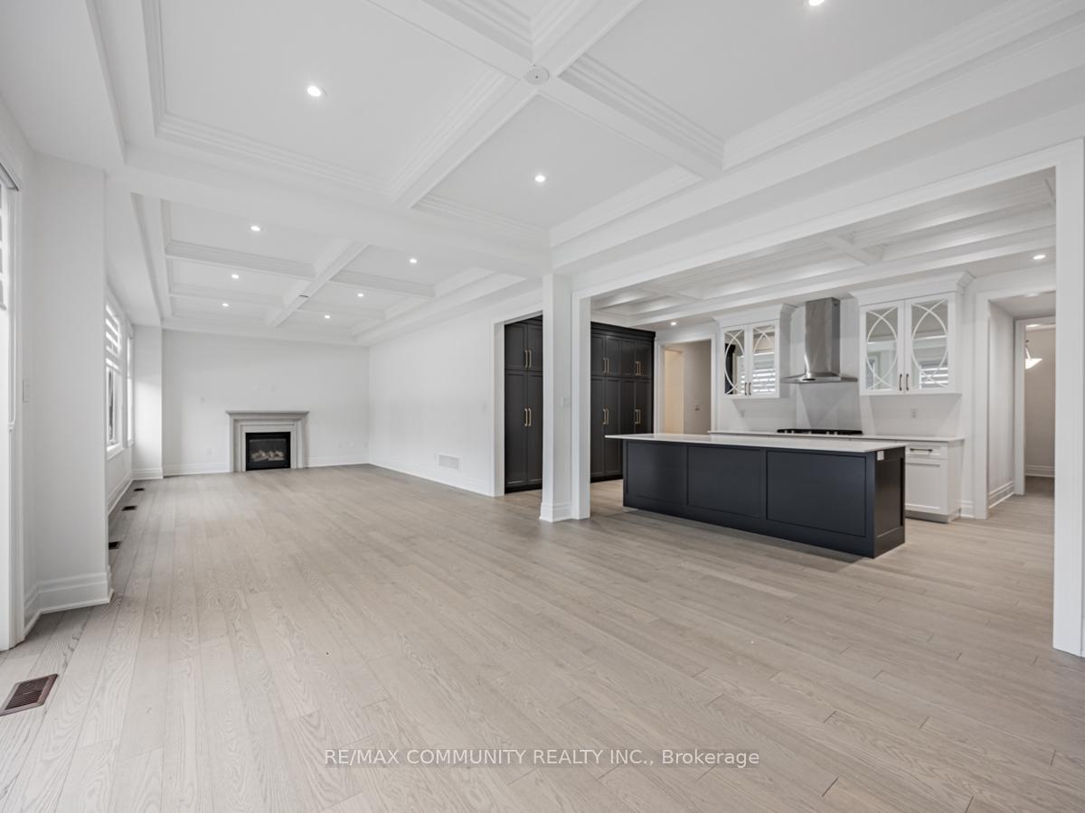 Photo 19 of 24 Arbordale Drive, Vaughan, Vellore Village — HOMEH