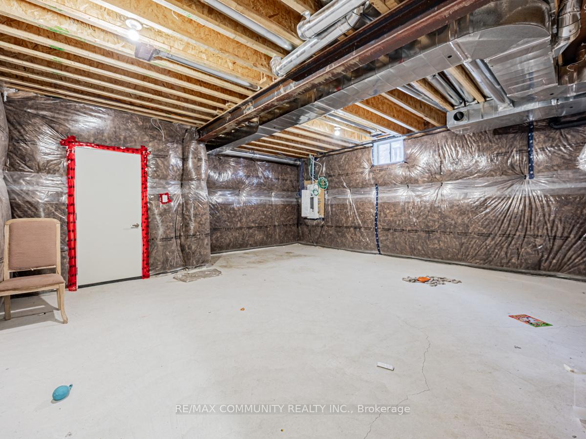 Photo 33 of 24 Arbordale Drive, Vaughan, Vellore Village — HOMEH