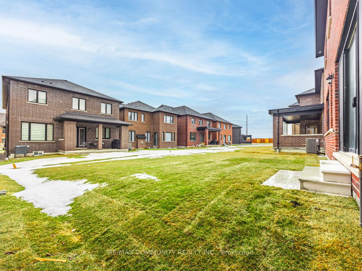 Photo 31 of 24 Arbordale Drive, Vaughan, Vellore Village — HOMEH