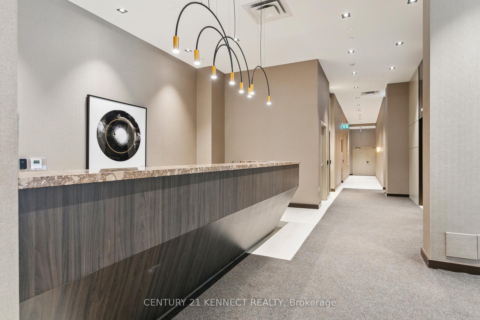 Photo 4 of Unit 222, 60 Honeycrisp Crescent, Vaughan, Vaughan Corporate Centre — HOMEH