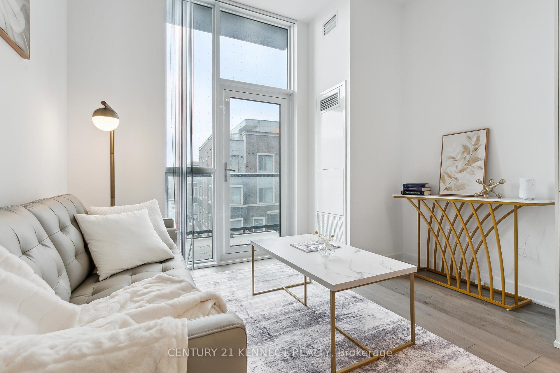 Photo 9 of Unit 222, 60 Honeycrisp Crescent, Vaughan, Vaughan Corporate Centre — HOMEH