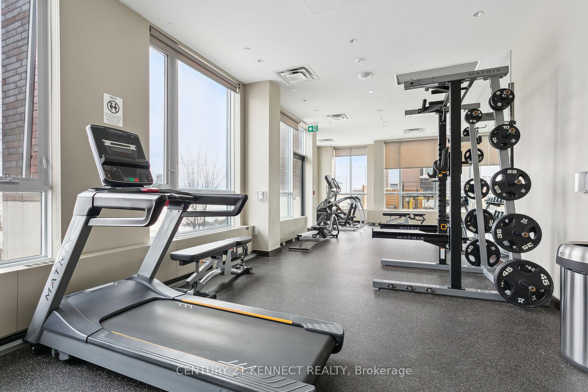 Photo 7 of Unit 222, 60 Honeycrisp Crescent, Vaughan, Vaughan Corporate Centre — HOMEH