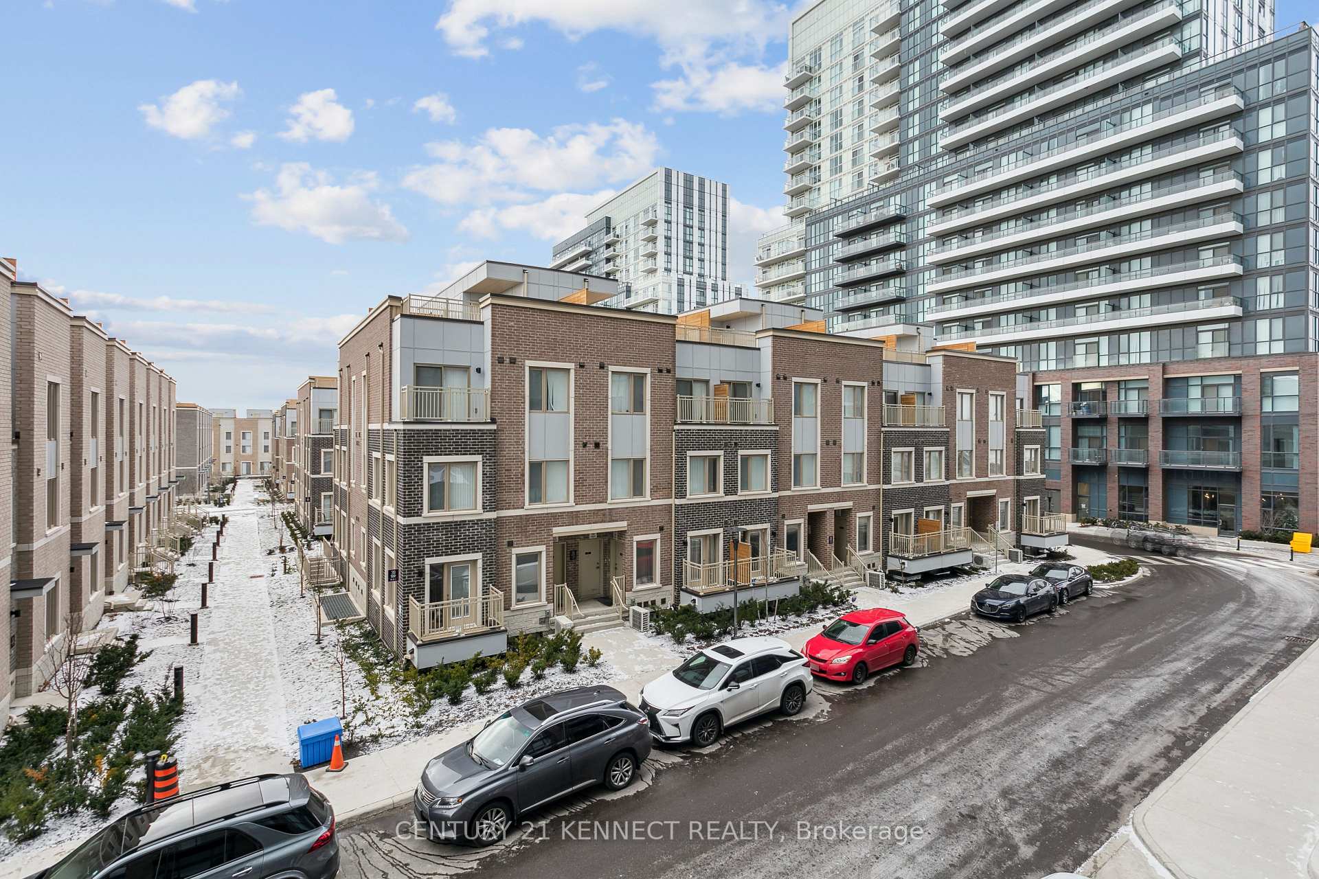 Photo 22 of Unit 222, 60 Honeycrisp Crescent, Vaughan, Vaughan Corporate Centre — HOMEH