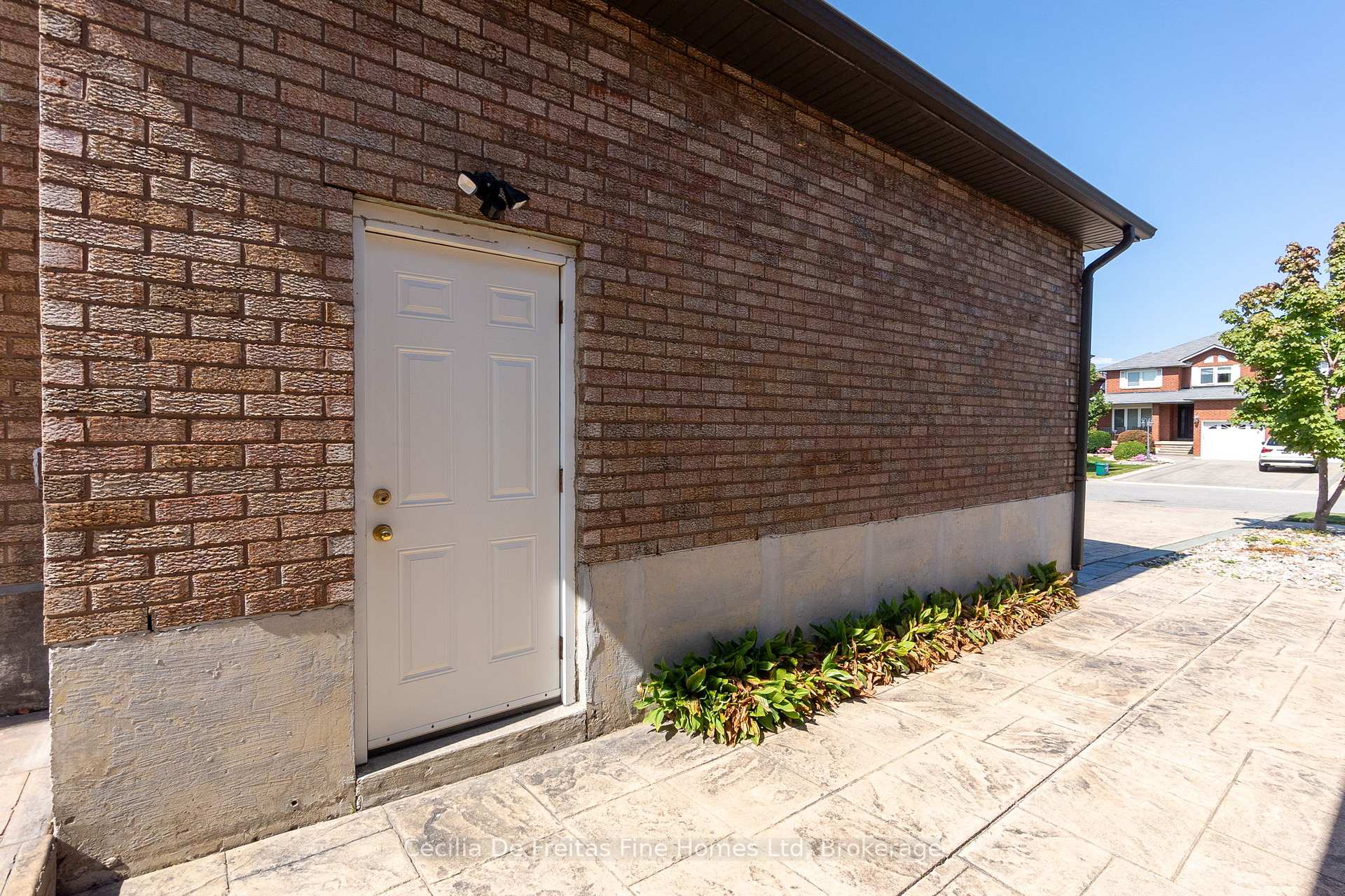 Photo 3 of Unit BSMT, 152 Longhouse Street, Vaughan, East Woodbridge — HOMEH
