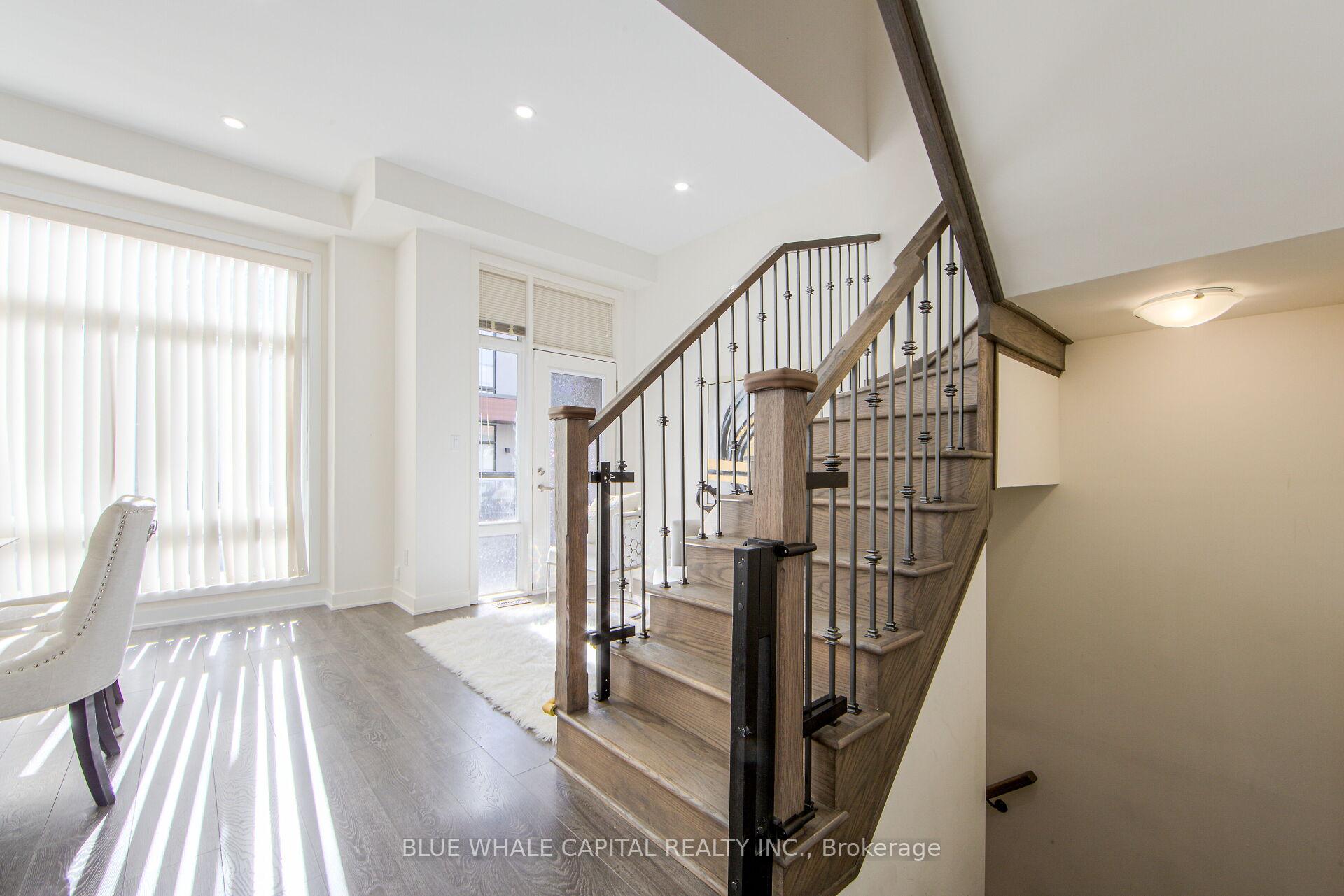 Photo 10 of 25 Mogul Road, Vaughan, Vellore Village — HOMEH
