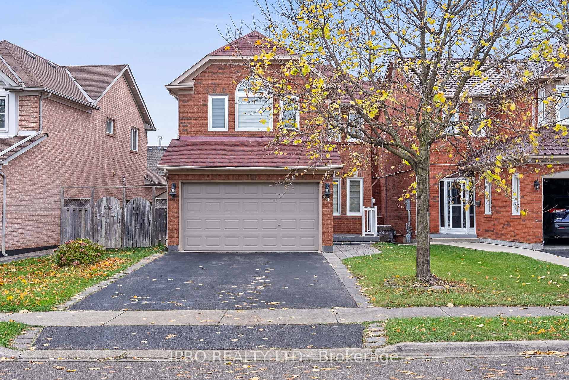 Photo 1 of 44 Bighorn Crescent, Brampton, Sandringham-Wellington — HOMEH