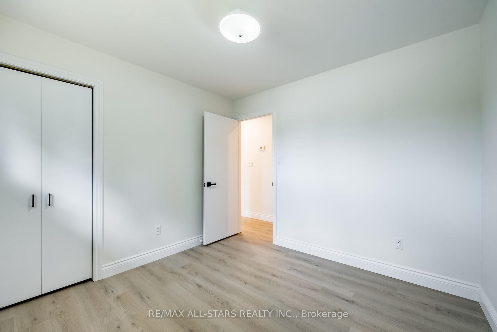 Photo 18 of 14 Kirton Court, Uxbridge — HOMEH