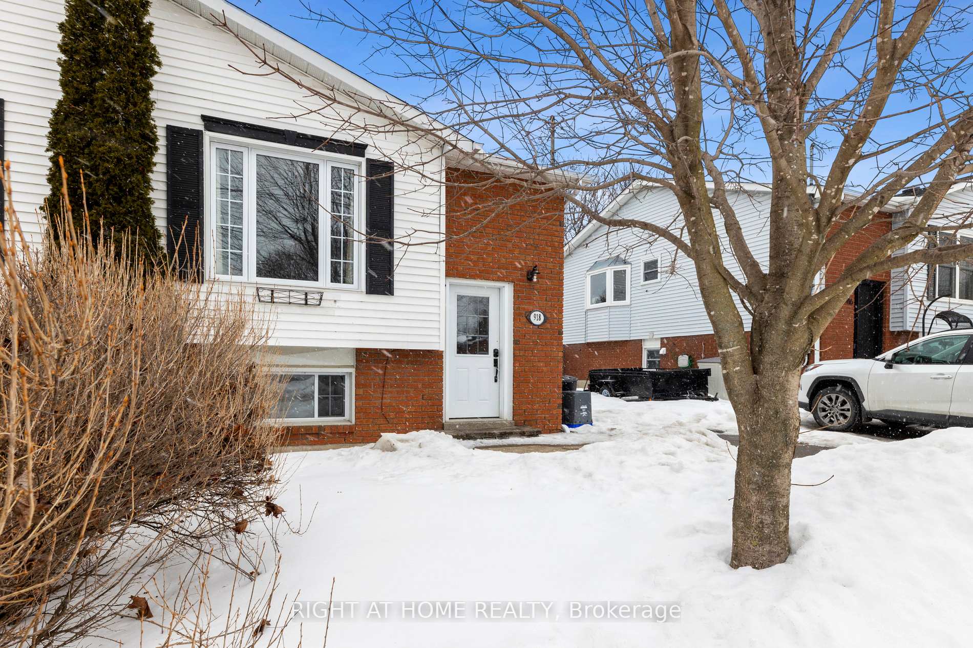 Photo 10 of 918 Westwood Crescent, Cobourg — HOMEH