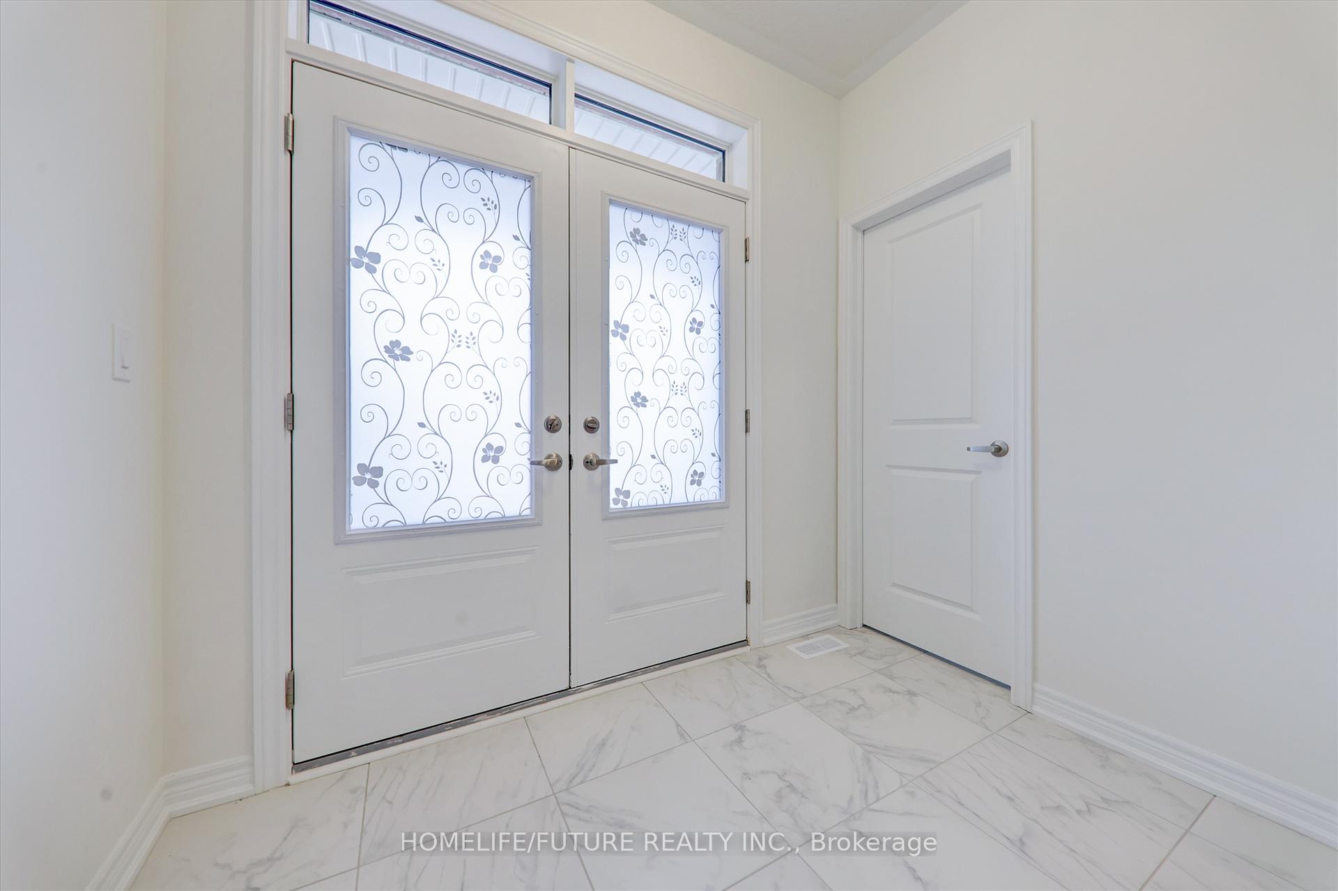 Photo 4 of 1425 Davis Loop, Innisfil, Lefroy — HOMEH