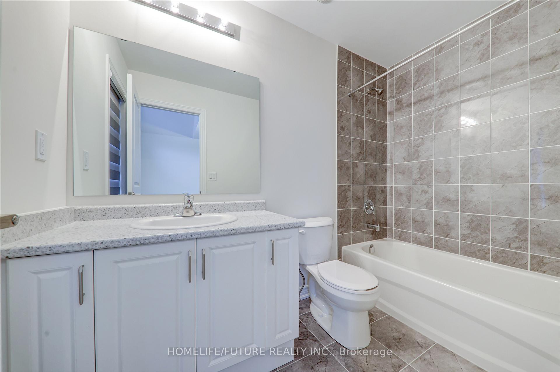 Photo 22 of 1425 Davis Loop, Innisfil, Lefroy — HOMEH