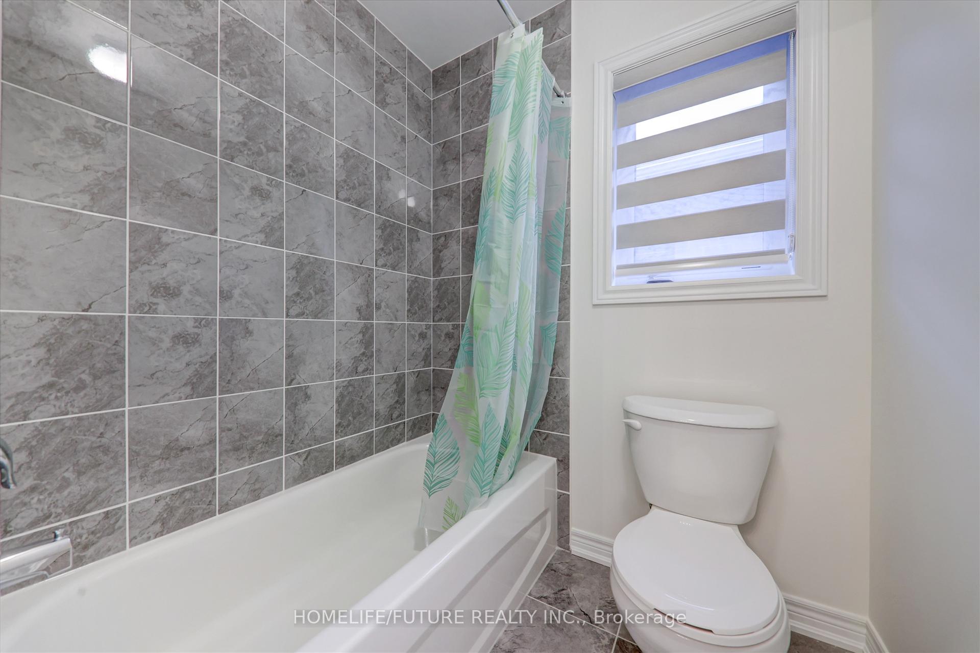 Photo 26 of 1425 Davis Loop, Innisfil, Lefroy — HOMEH