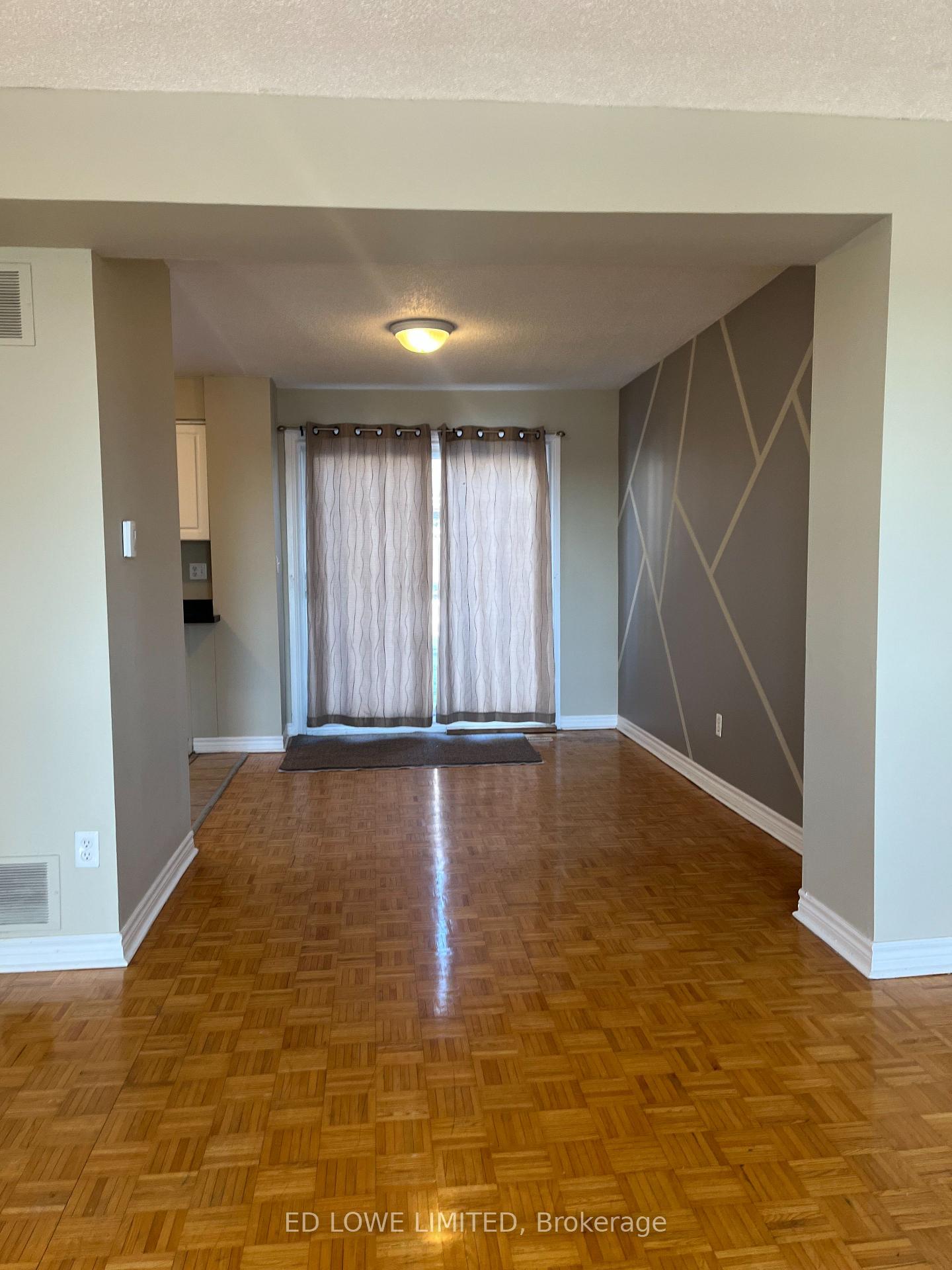 Photo 6 of Unit 21, 275 Blake Street, Barrie, North Shore — HOMEH