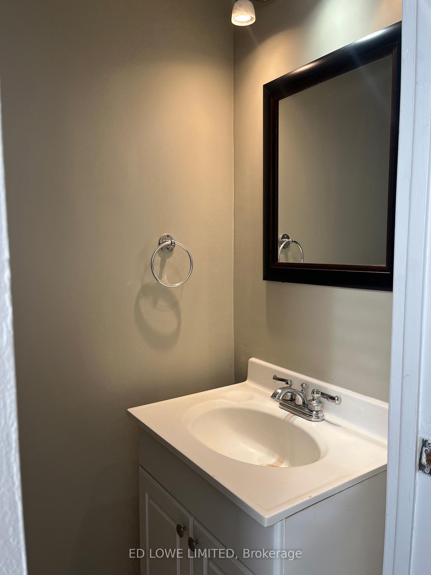 Photo 12 of Unit 21, 275 Blake Street, Barrie, North Shore — HOMEH