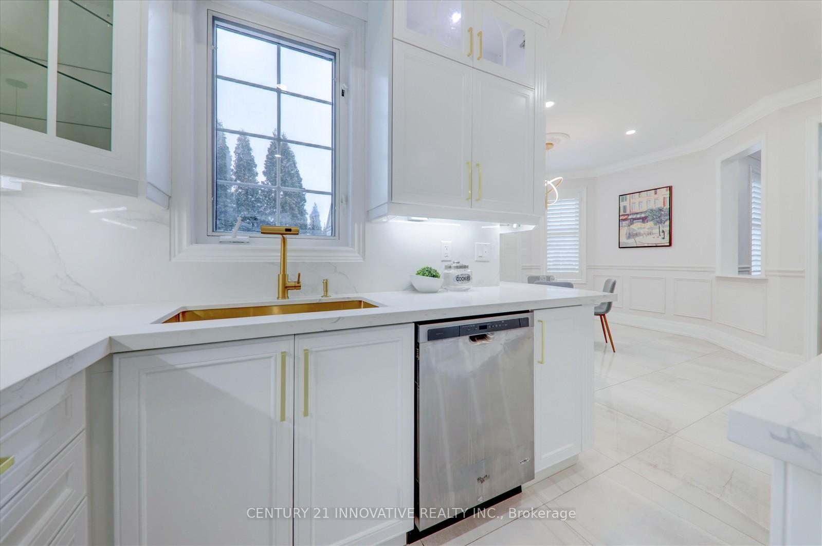 Photo 10 of 100 Chasser Drive, Markham, Greensborough — HOMEH