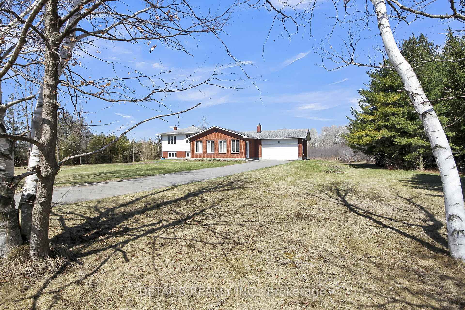 Photo 12 of 6186 Malakoff Road, Ottawa, Rideau Twp South To Roger Stevens Drive — HOMEH
