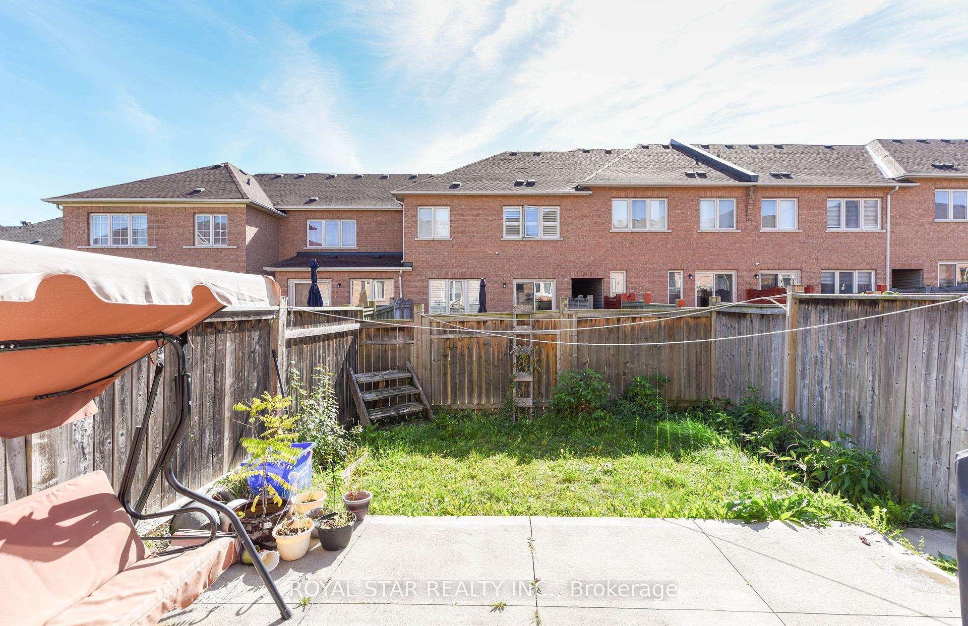 Photo 30 of Unit 113, 11 Brucewood Road N, Brampton, Sandringham-Wellington — HOMEH