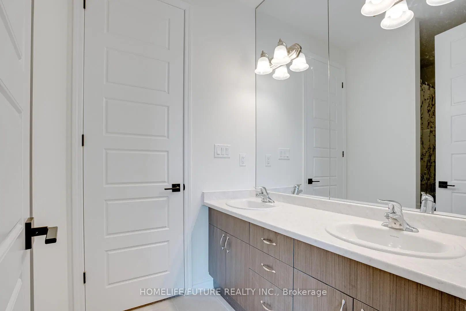 Photo 4 of 3016 Hollyberry Trail, Pickering, Rural Pickering — HOMEH