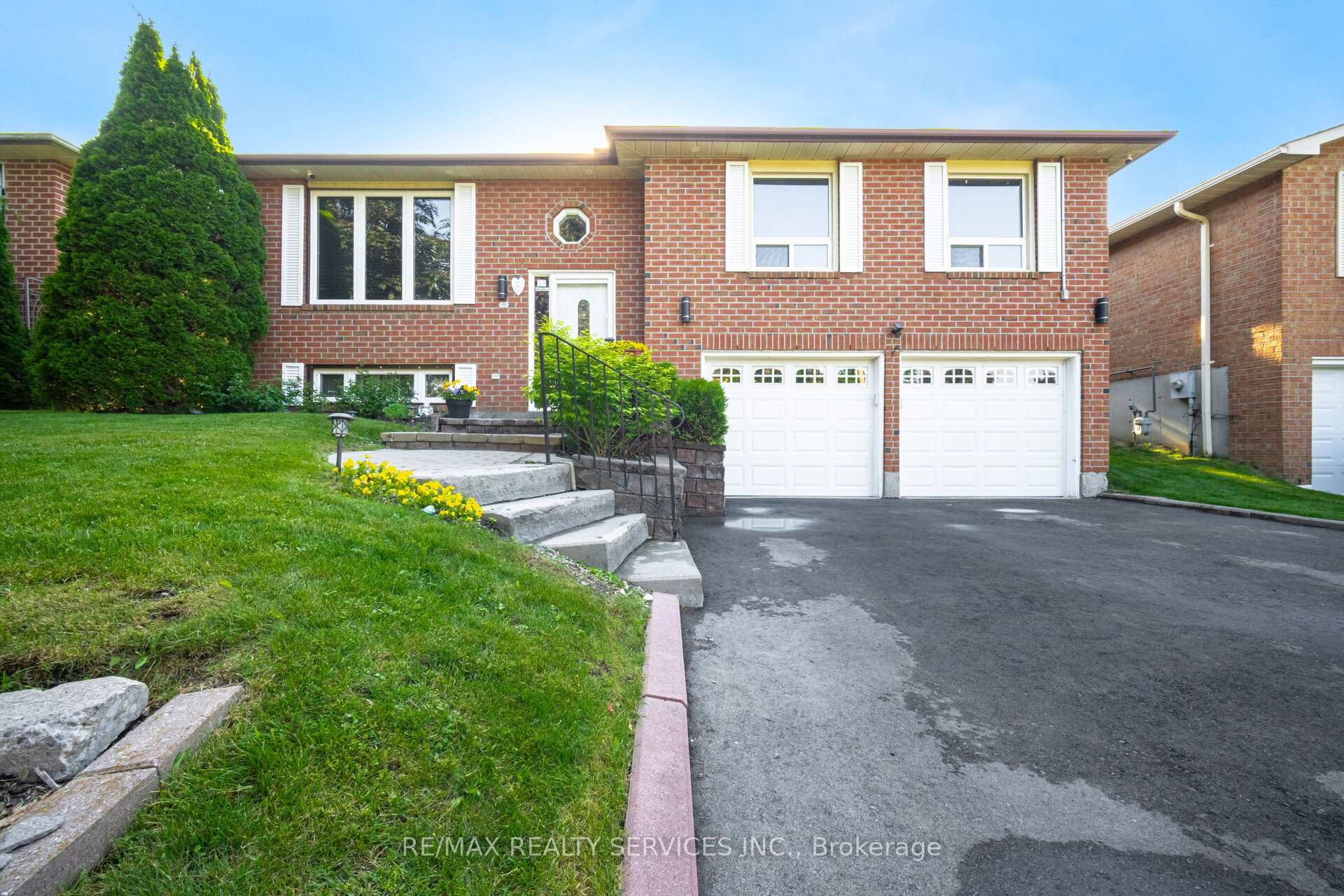 Front of 6 Ridgeview Drive