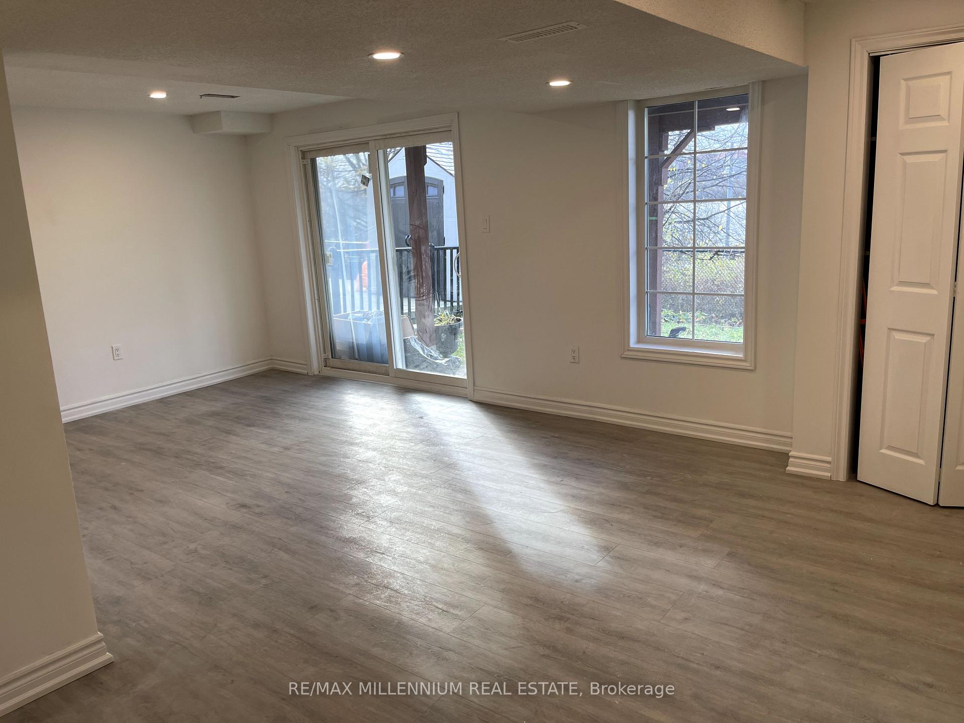 Photo 8 of 66 Southlake Boulevard E, Brampton, Madoc — HOMEH