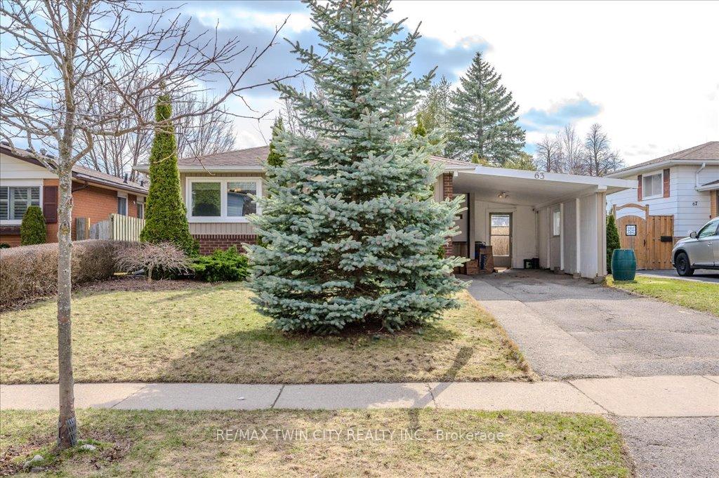 Photo 5 of 63 Markwood Drive, Kitchener — HOMEH