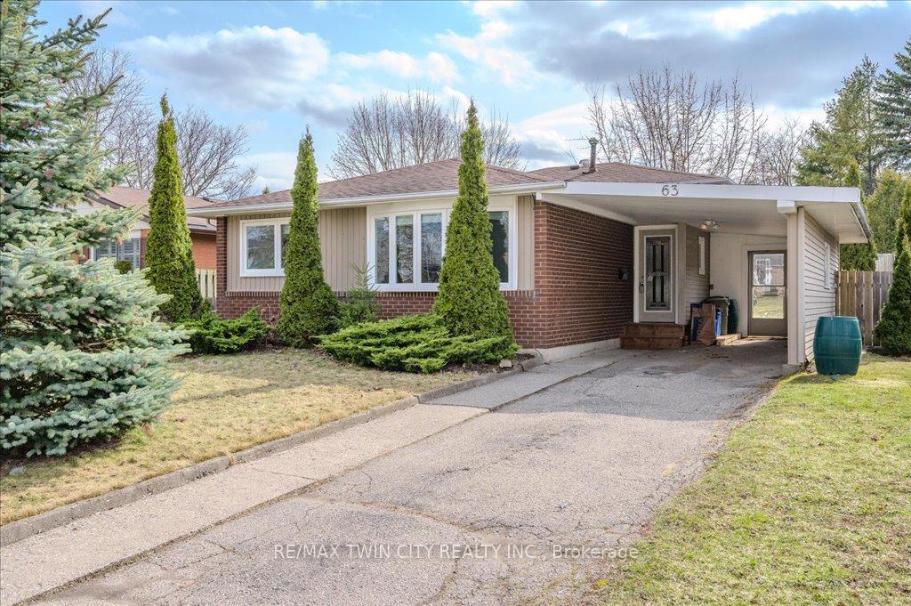 Photo 4 of 63 Markwood Drive, Kitchener — HOMEH