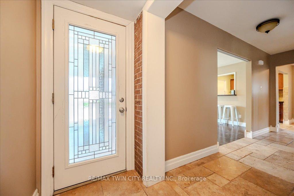 Photo 6 of 63 Markwood Drive, Kitchener — HOMEH