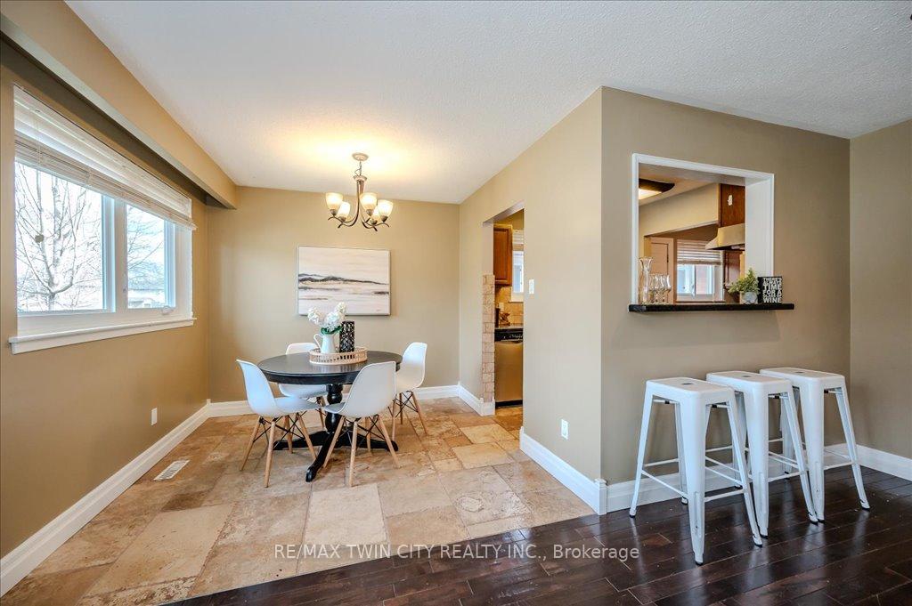 Photo 15 of 63 Markwood Drive, Kitchener — HOMEH