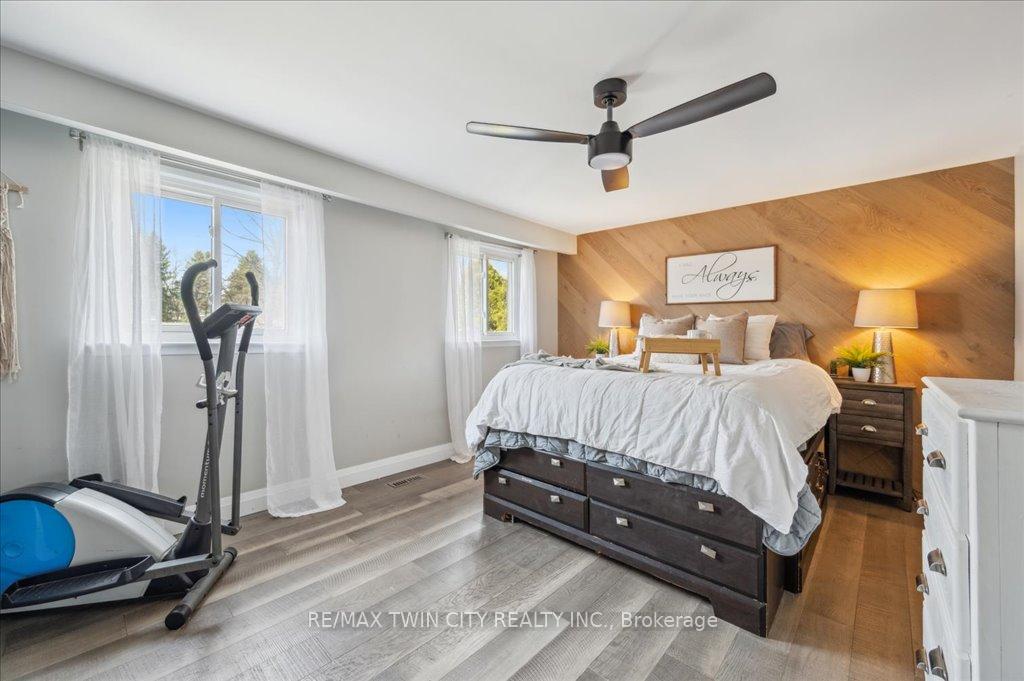 Photo 25 of 122 Forestwood Drive, Kitchener — HOMEH