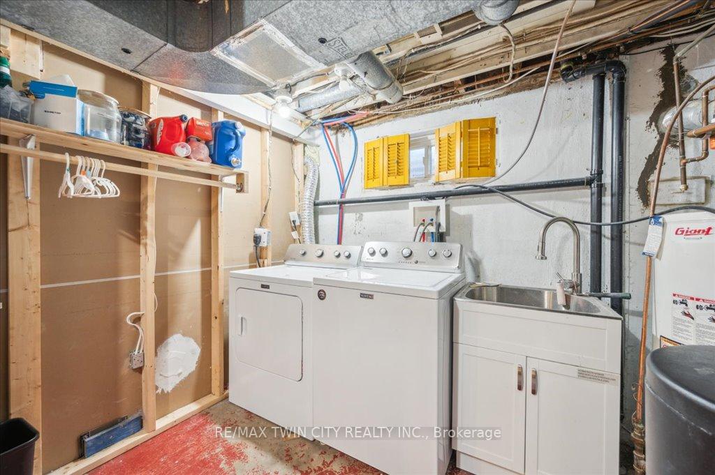 Photo 27 of 122 Forestwood Drive, Kitchener — HOMEH