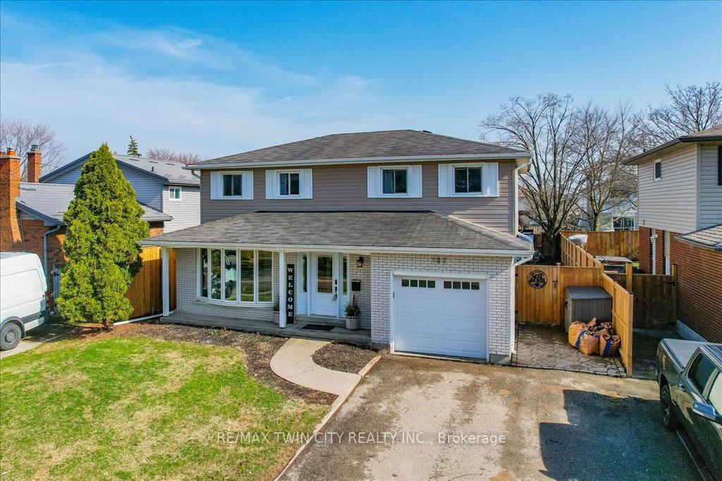 Photo 41 of 122 Forestwood Drive, Kitchener — HOMEH