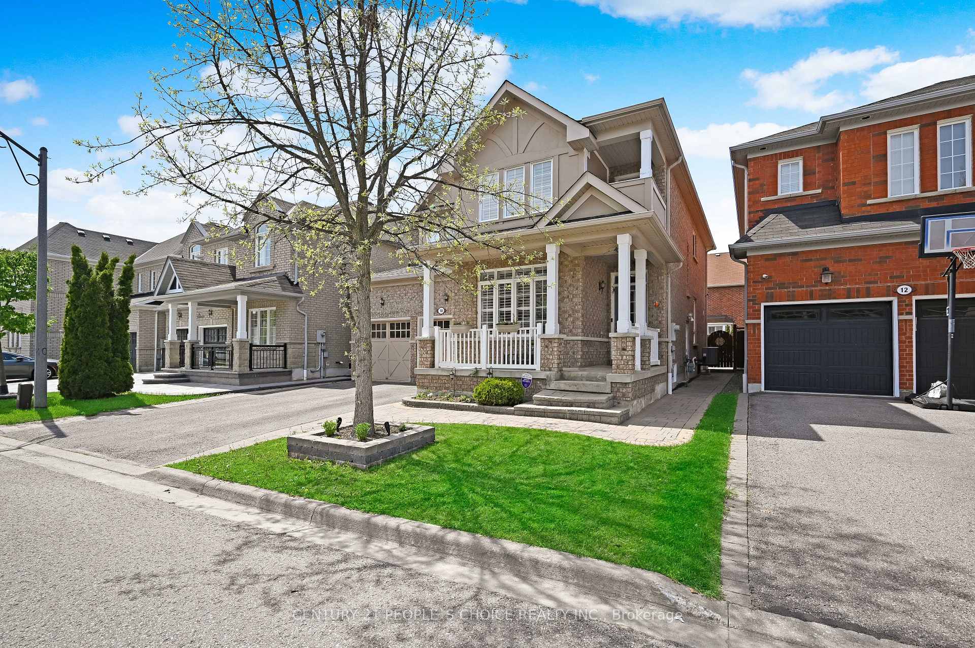 Photo 6 of 10 Ling Street, Ajax, Northwest Ajax — HOMEH