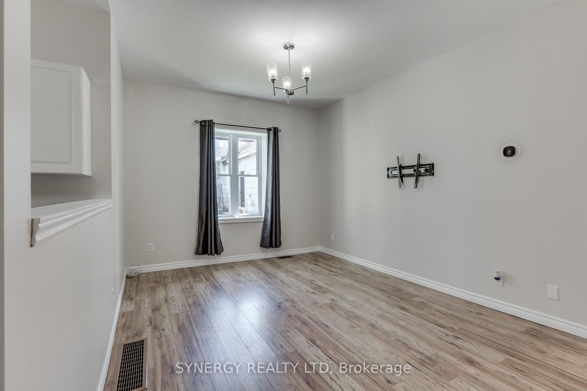 Photo 31 of 473 Front Street, Warwick, Watford — HOMEH