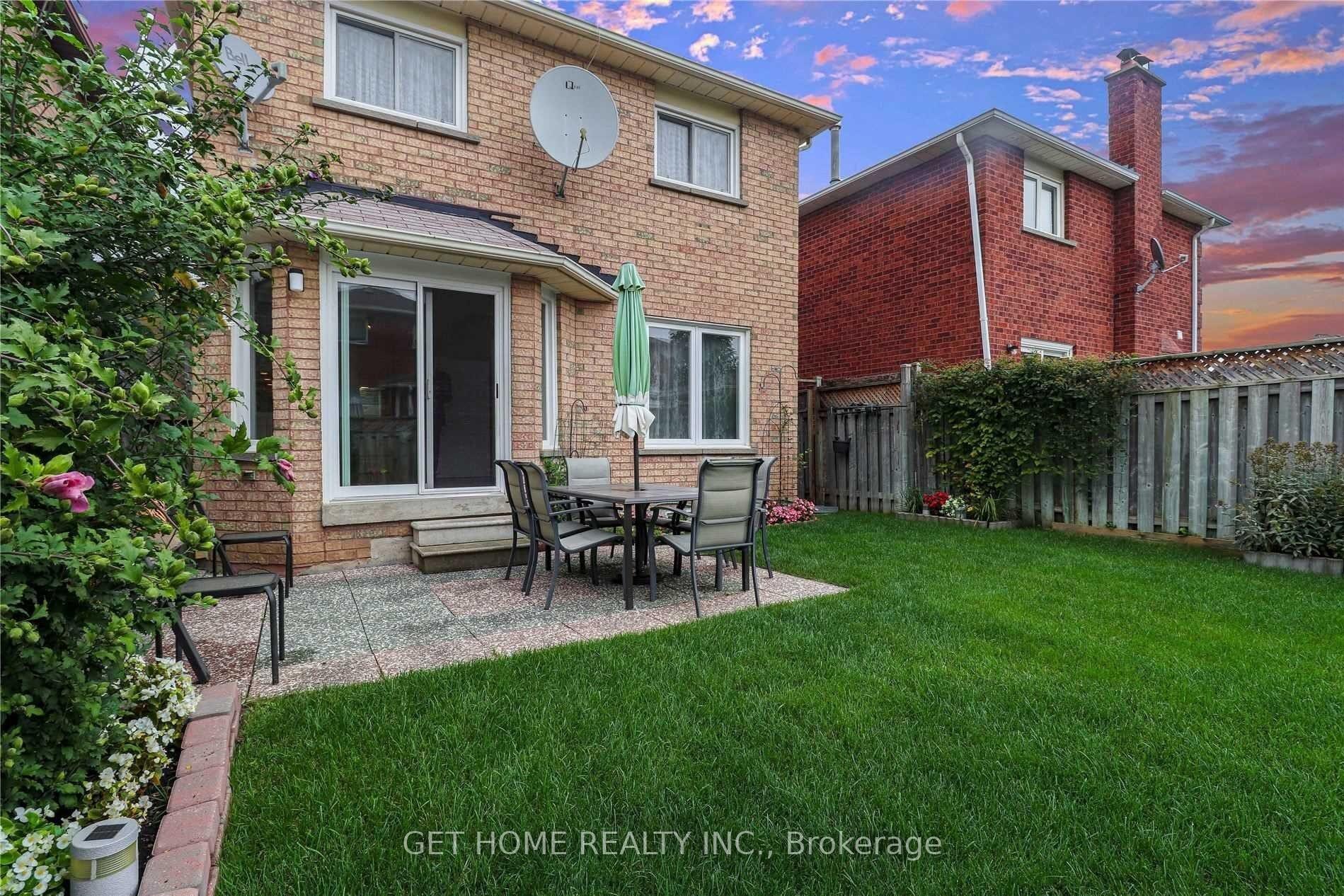 Photo 2 of Unit #Bsmt, 4 St George's Place, Brampton, Northwood Park — HOMEH