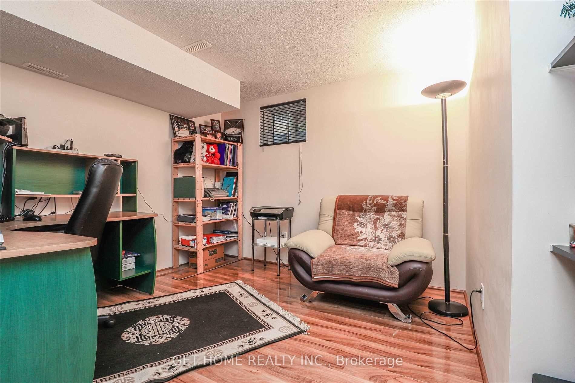 Photo 3 of Unit #Bsmt, 4 St George's Place, Brampton, Northwood Park — HOMEH