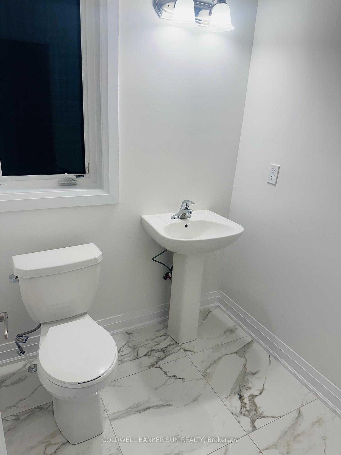 Photo 6 of 619 Windwood Drive, Hamilton, Binbrook — HOMEH