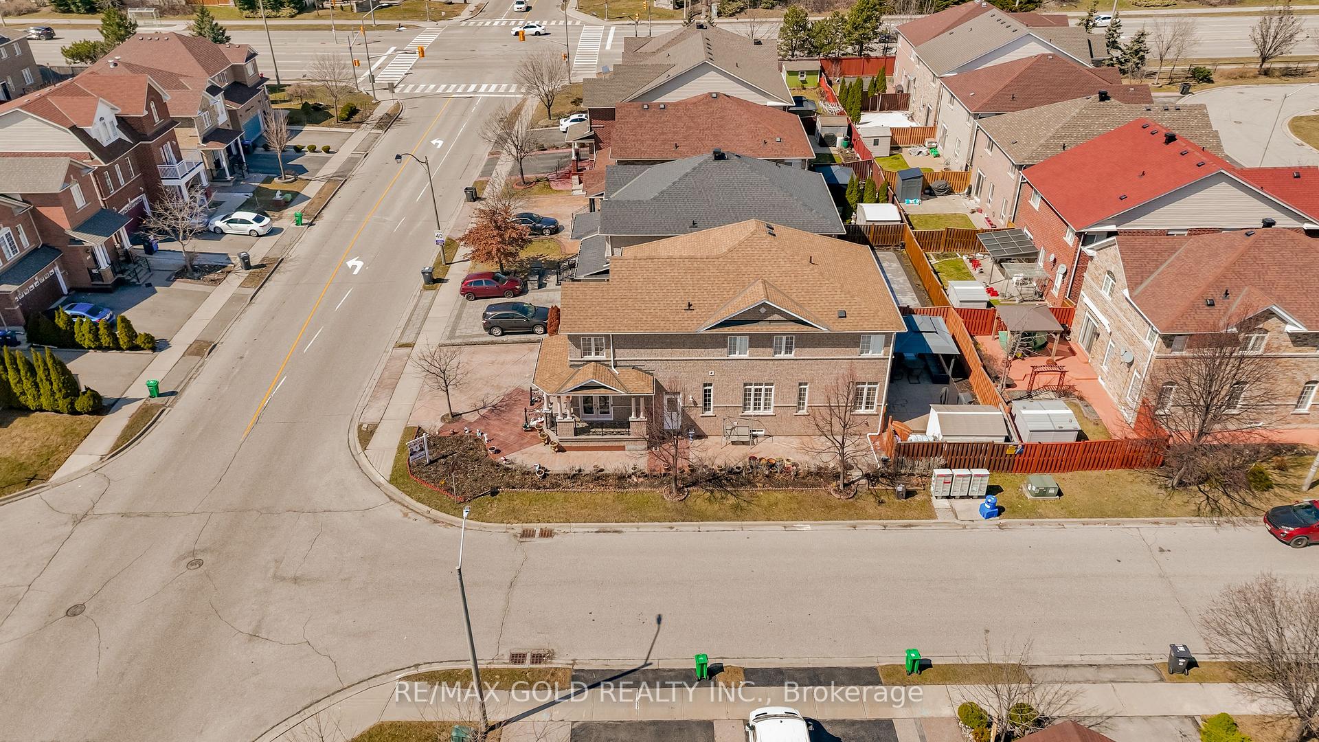Photo 34 of 2 Pathmaster Road, Brampton, Bram East — HOMEH