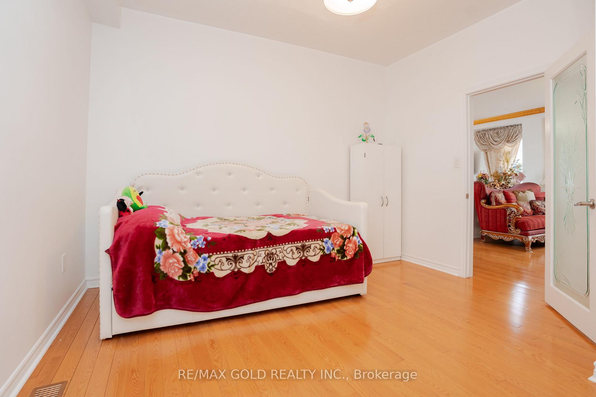 Photo 25 of 2 Pathmaster Road, Brampton, Bram East — HOMEH