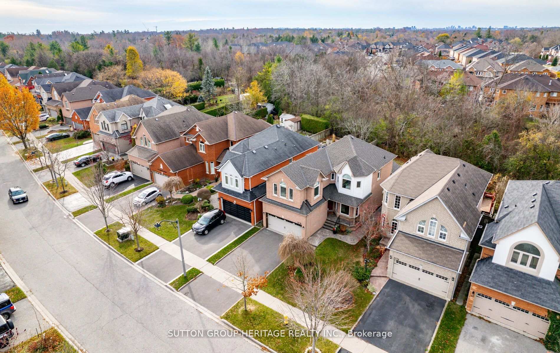 Photo 6 of 1776 Autumn Crescent, Pickering, Amberlea — HOMEH