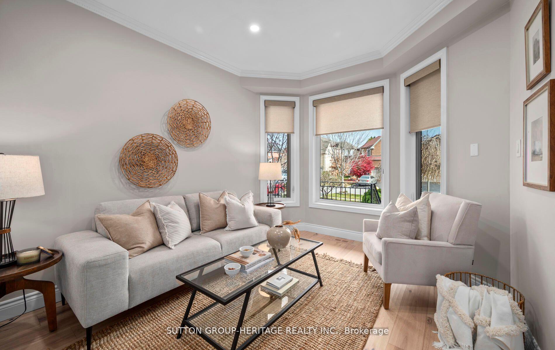 Photo 4 of 1776 Autumn Crescent, Pickering, Amberlea — HOMEH