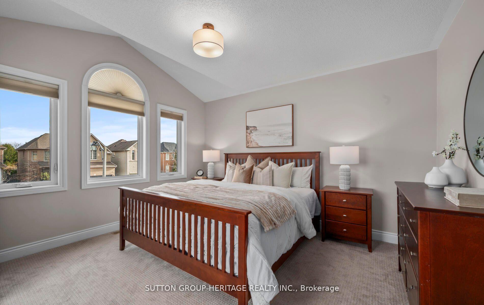 Photo 23 of 1776 Autumn Crescent, Pickering, Amberlea — HOMEH