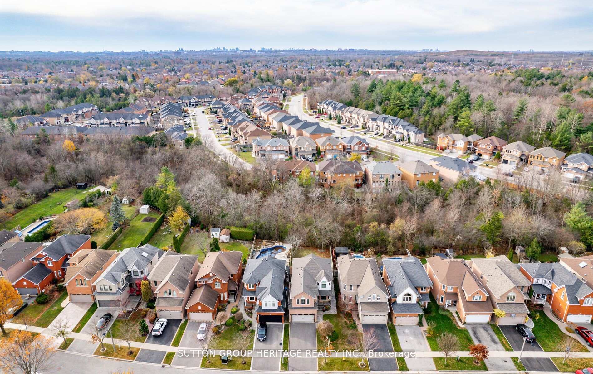 Photo 29 of 1776 Autumn Crescent, Pickering, Amberlea — HOMEH