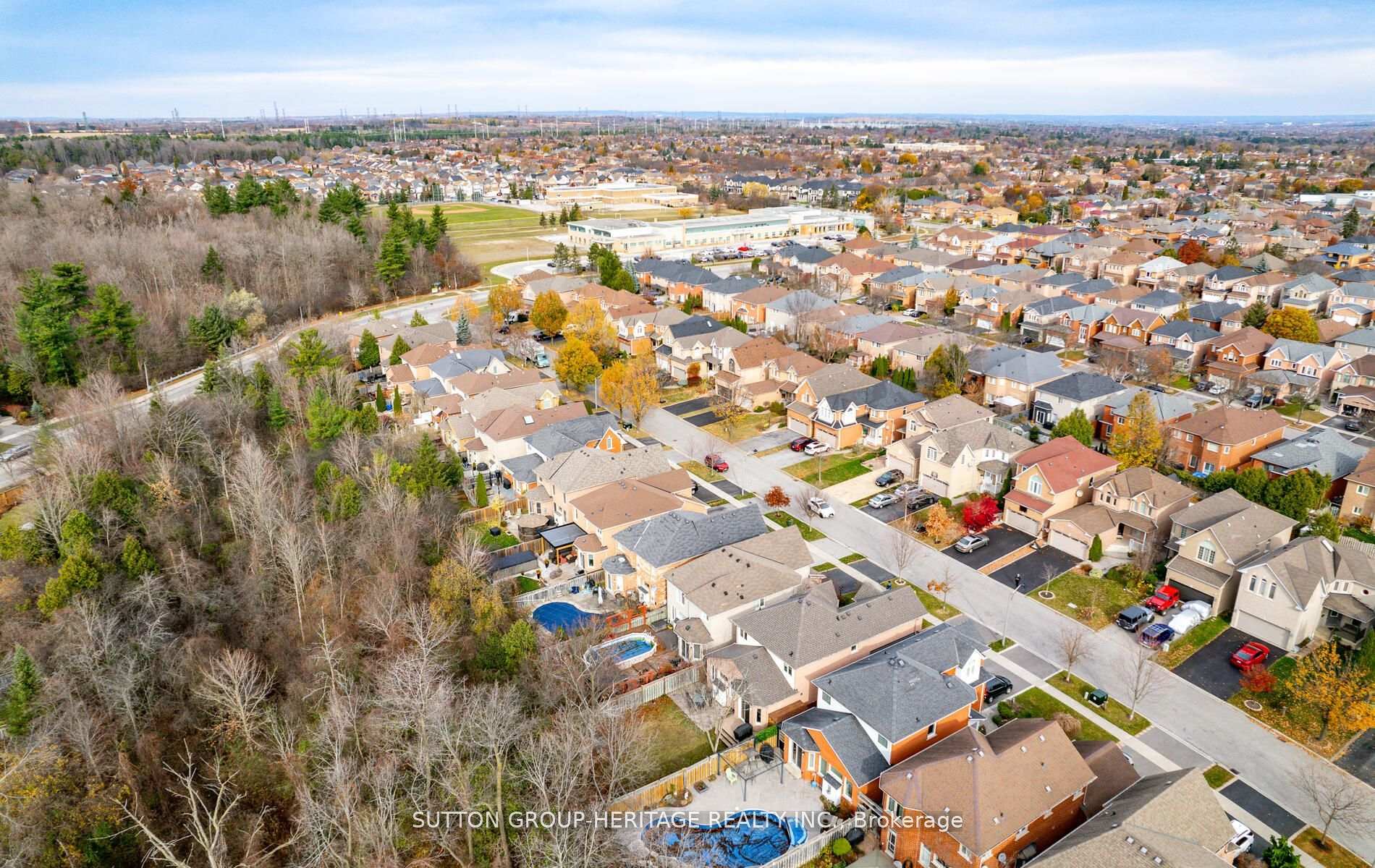 Photo 35 of 1776 Autumn Crescent, Pickering, Amberlea — HOMEH
