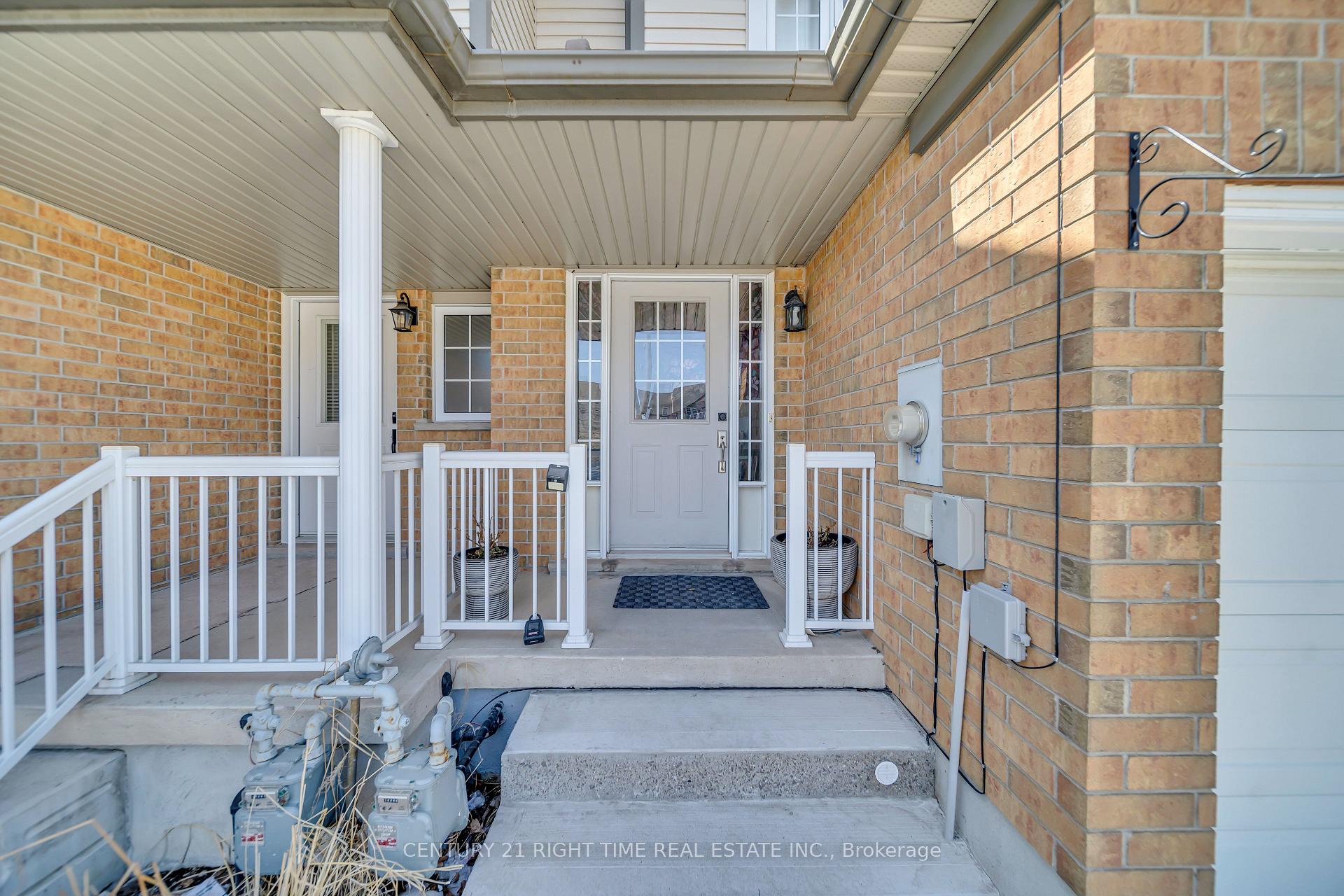 Photo 4 of 105 Max Becker Drive, Kitchener — HOMEH