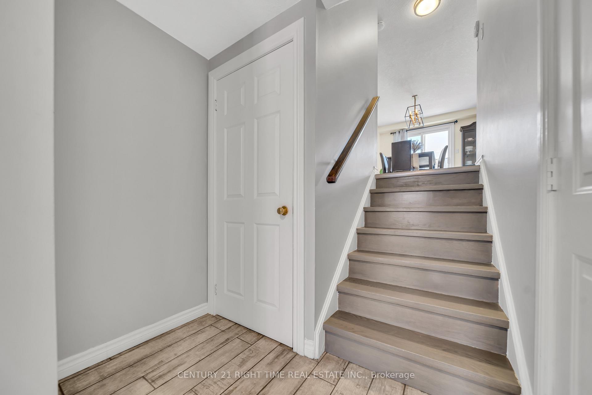Photo 2 of 105 Max Becker Drive, Kitchener — HOMEH